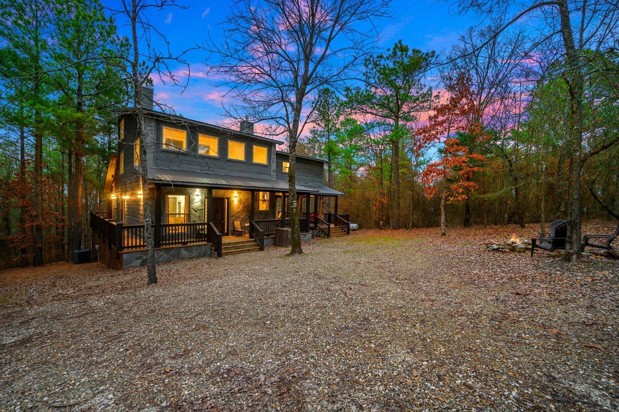 Merlot Mountain By The Cohost Company Broken Bow Bagian luar foto